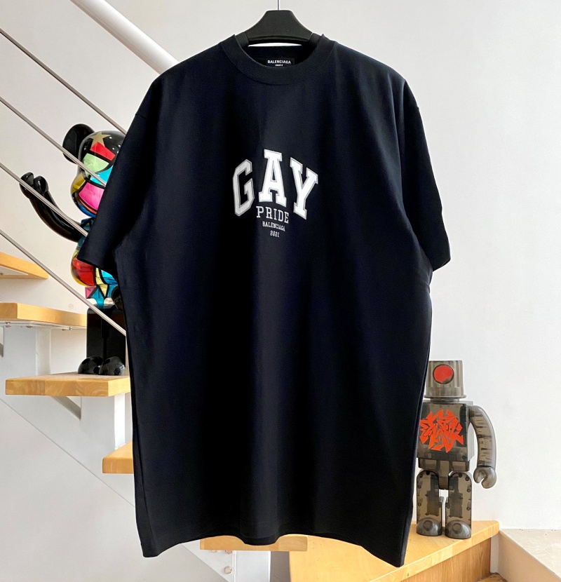 [계단] 발렌시아가 GAY 블랙 티셔츠